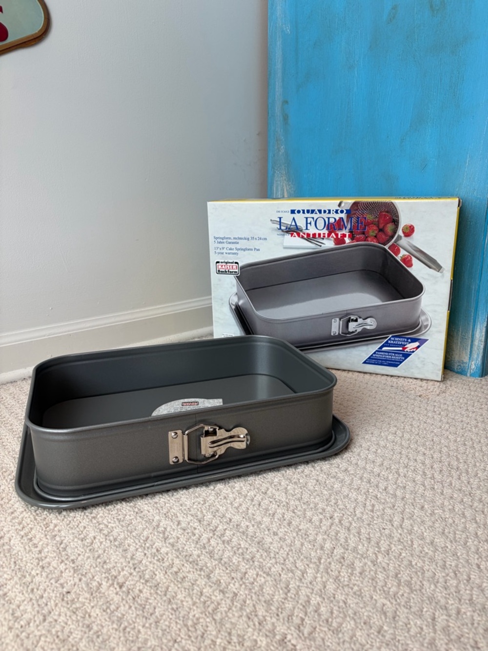 Original Kaiser La Forme Plus 13x9 Cake Springform Pan